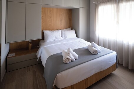 My Greek Vacations City Apartments - Image 18
