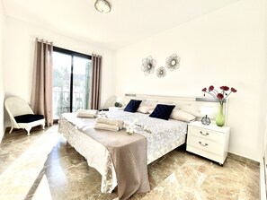 2 bedrooms, desk, iron/ironing board, free WiFi