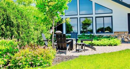 Tonka Bay Lake House on Lake Minnetonka