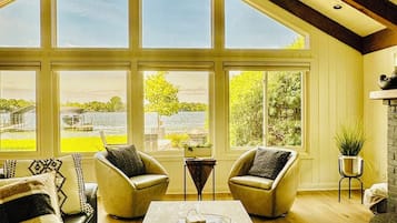 Smart TV, fireplace, video games, books