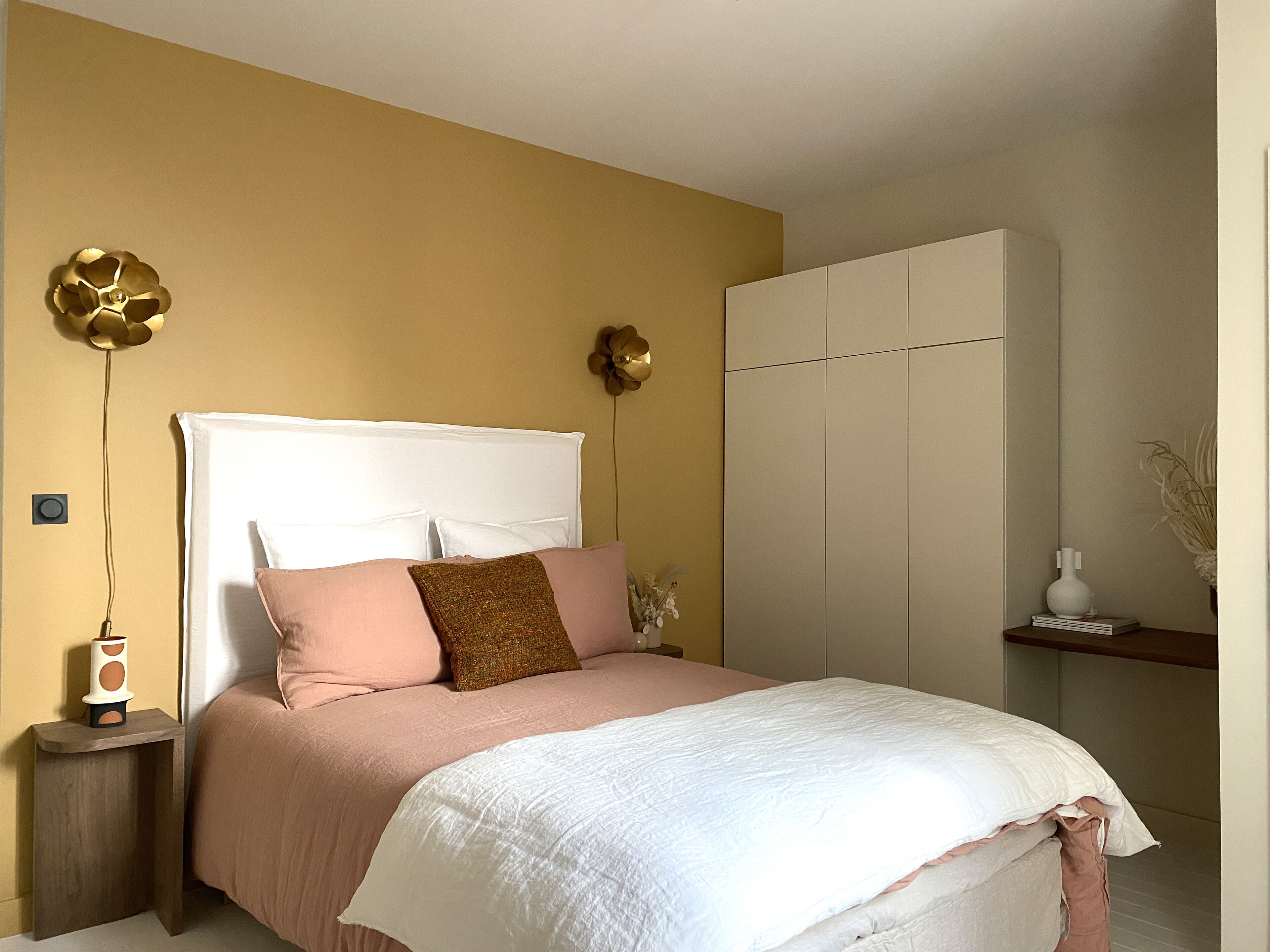 1 bedroom, desk, free WiFi, bed sheets