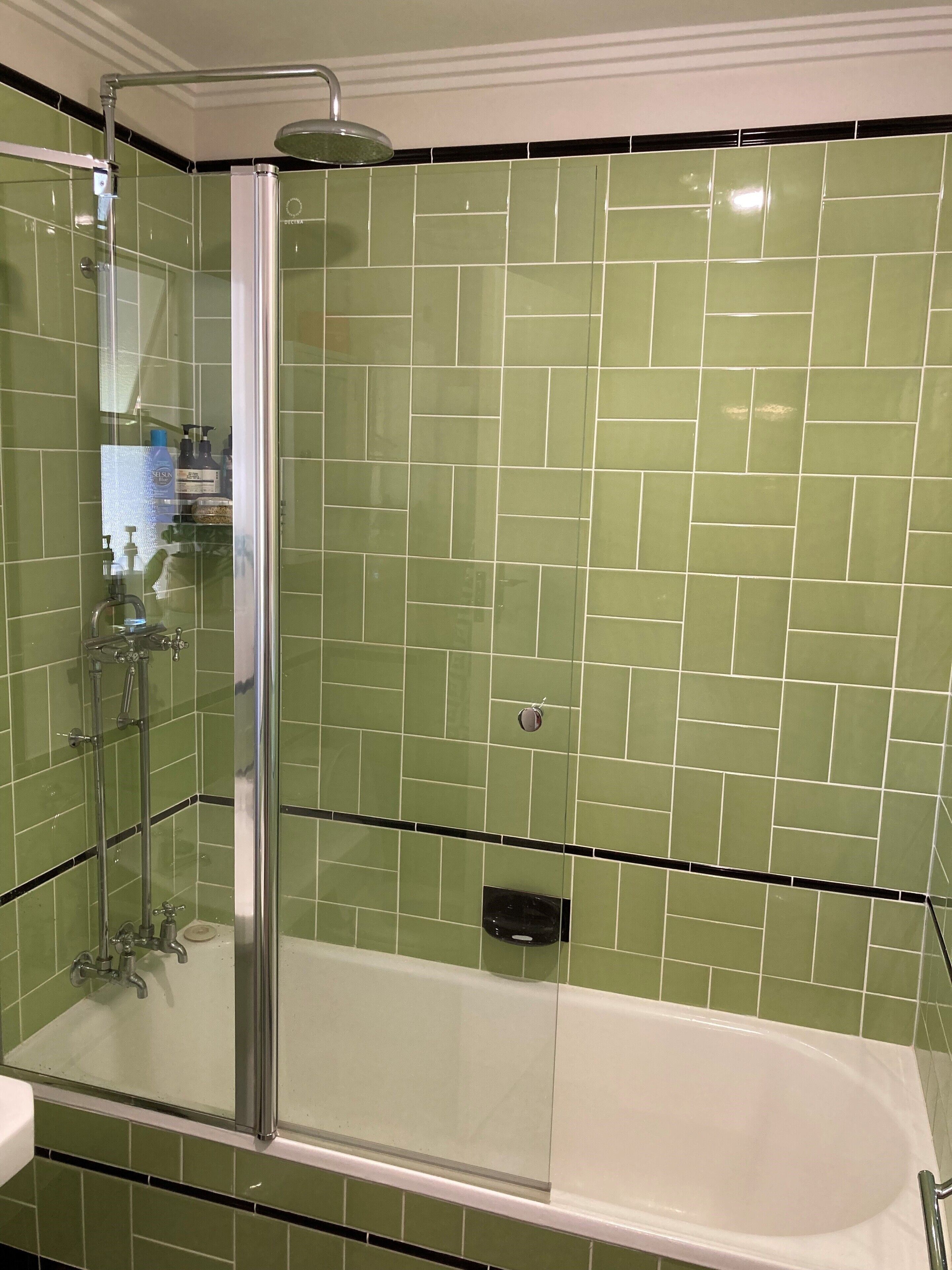 Mid Century Gem - short walk to City Centre and Salamanca