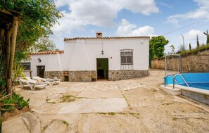 Exterior - Nice home in Cortegana (Cortegana)