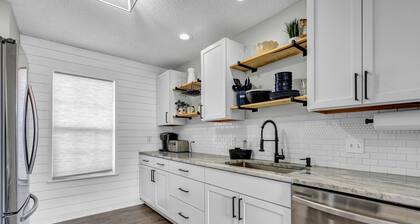 Pet Friendly Fenced Backyard Game Room Patio Firepit Trailer Motorcycle Parking