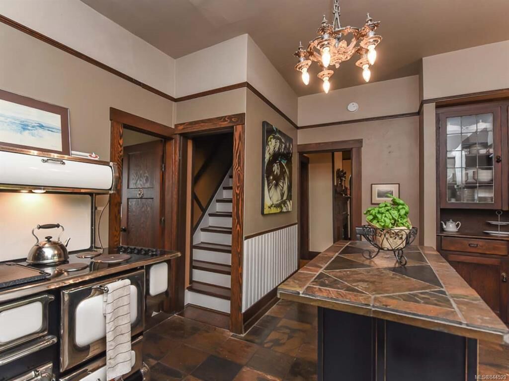 The Cumberland House 