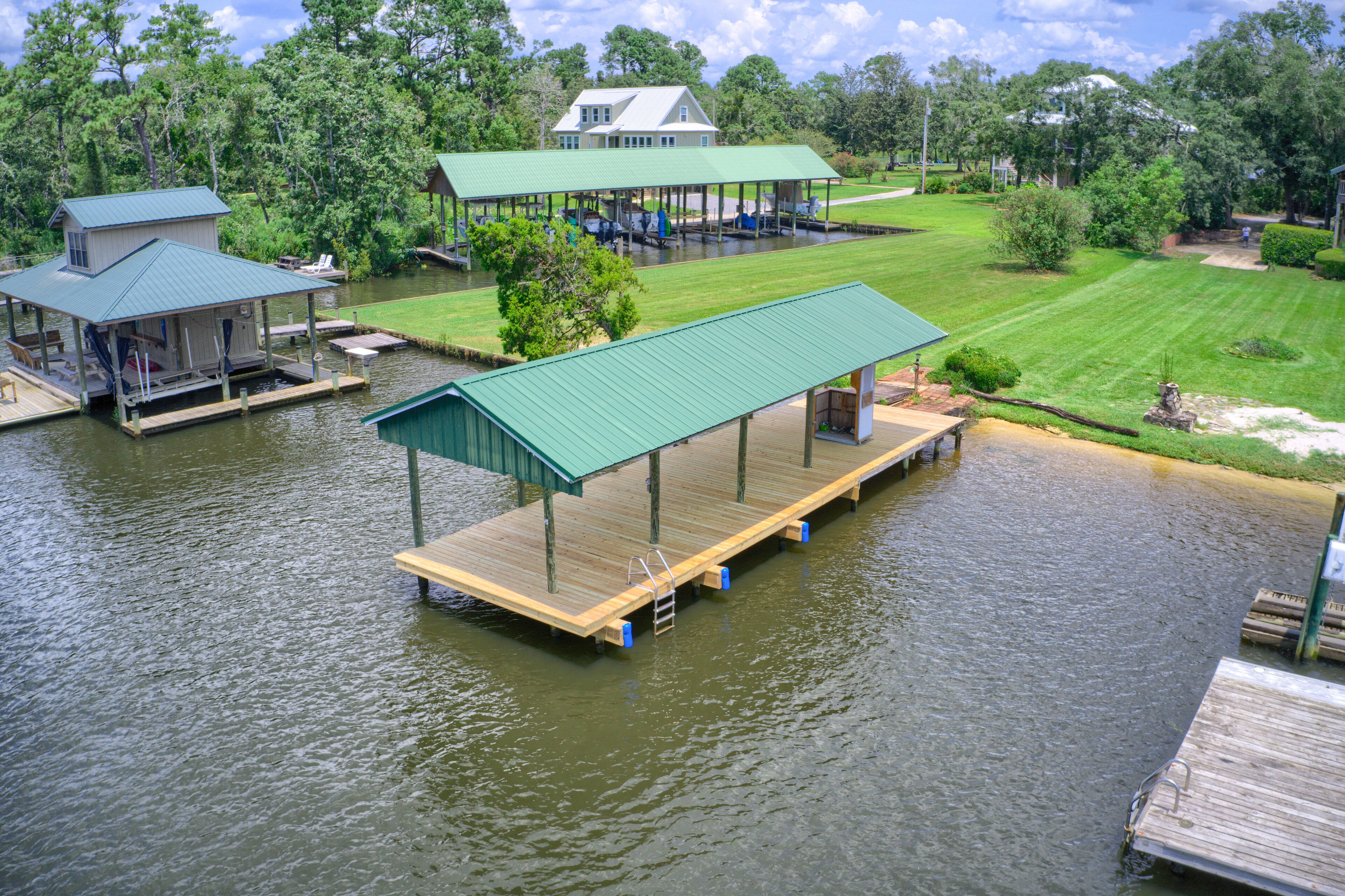 Charming Home on Fish River - Perfect for you Family!