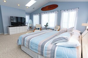6 bedrooms, iron/ironing board, free WiFi, bed sheets
