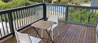 Views, space and tranquility with bay and beach close by