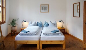 1 bedroom, WiFi, bed sheets