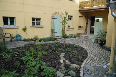 Exterior detail. Studio castle view, private bathroom outside the room, garden, sauna