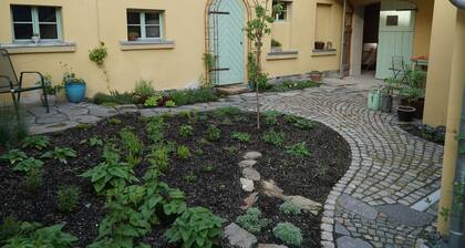 Studio Schlossblick, eigenes Bad außerhalb des Zimmers, Garten, Sauna