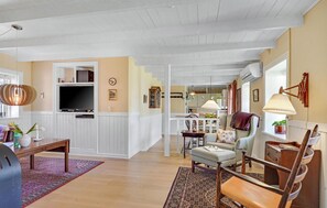 Fireplace, DVD player, table tennis - 2 bedroom nice apartment in Skårup Fyn (Skårup Fyn)