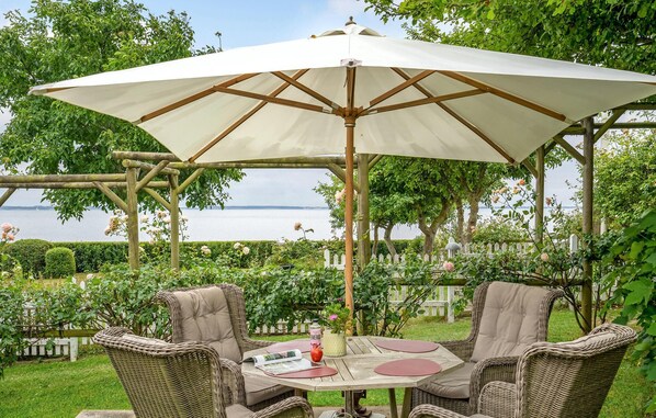 Outdoor dining - 2 bedroom nice apartment in Skårup Fyn (Skårup Fyn)