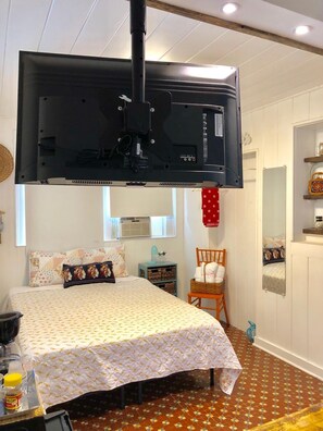 Iron/ironing board, free WiFi, bed sheets - Privacy and Comfort Steps from Marlins Stadium (Miami)