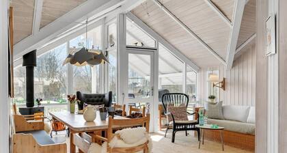 Superbe maison Ă NykĂžbing Sj avec sauna