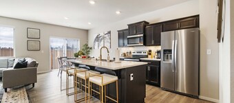 5 Bedrooms, Theater Room, Kid-Friendly, Perfect For Big Groups