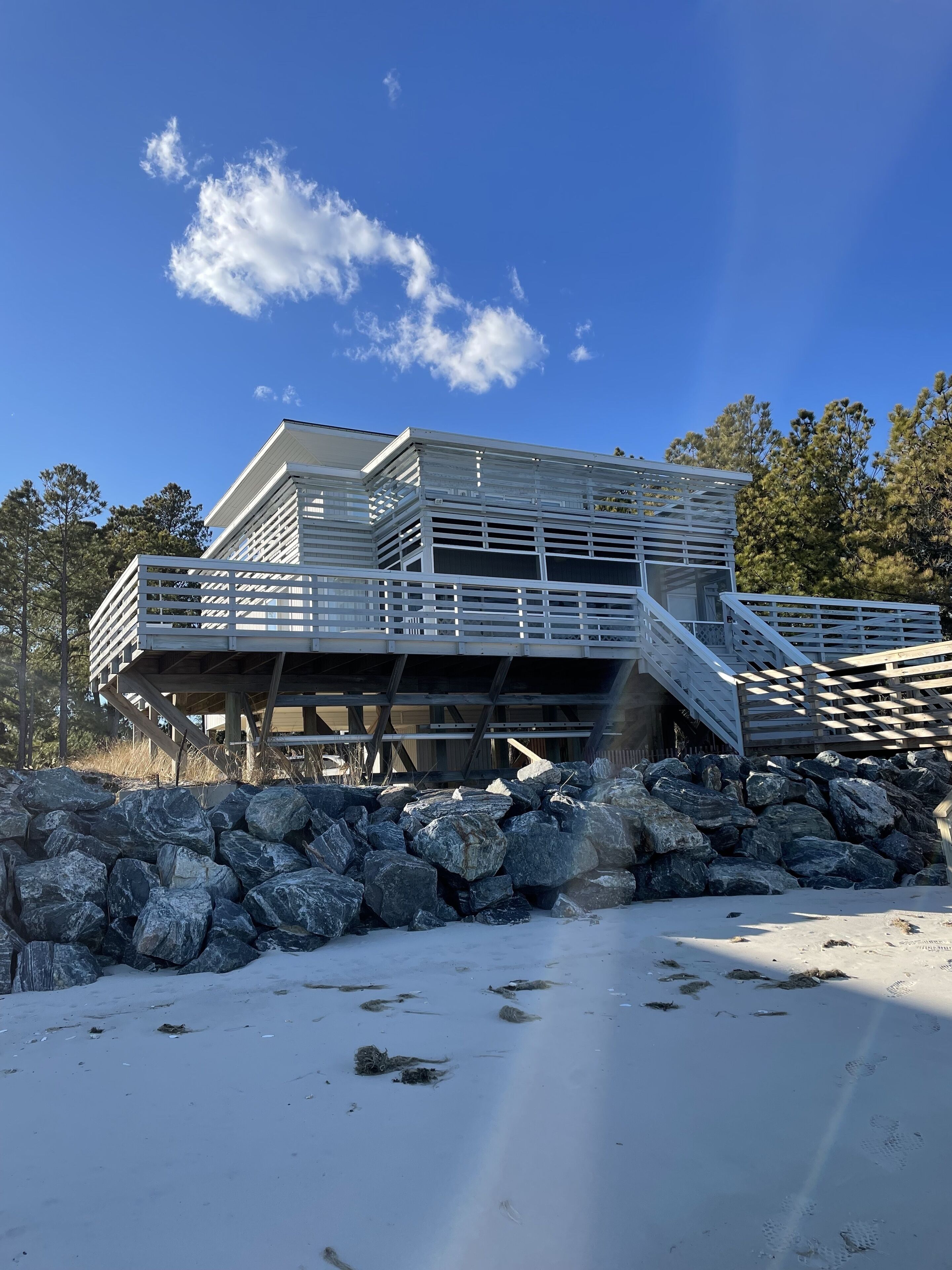 Beachfront Family Escape on Chesapeake Bay