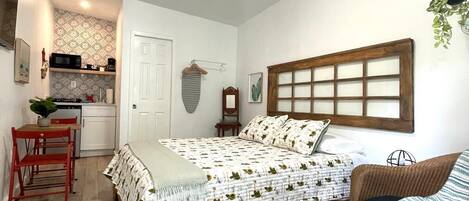 Desk, iron/ironing board, free WiFi, bed sheets