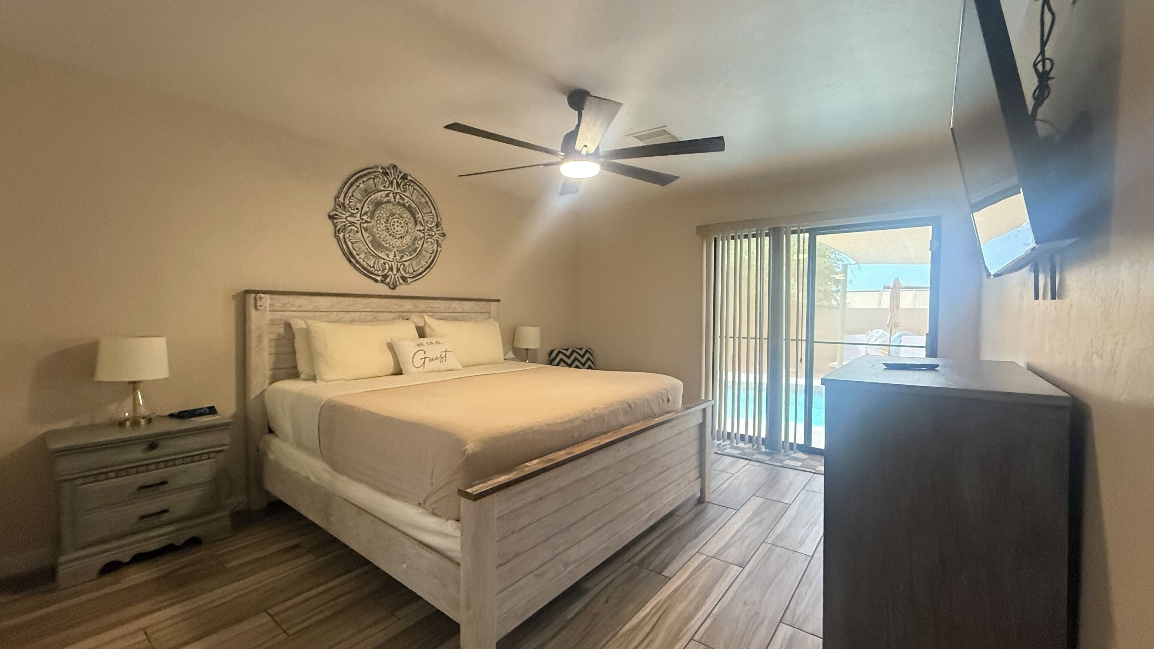 2 chambres, bureau, fer et planche à repasser, Wi-Fi gratuit