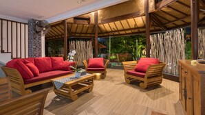 Ảnh chưa phân loại, 4 trong số 29 ảnh, nút