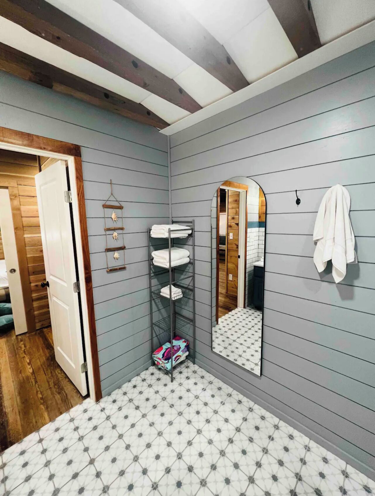 Coen’s Cozy Cabin on the Laguna Madre!