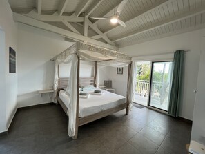 1 bedroom, desk, free WiFi, bed sheets