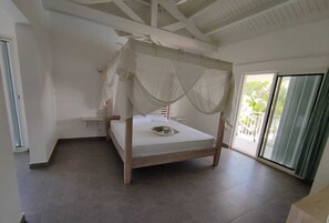1 bedroom, desk, free WiFi, bed sheets