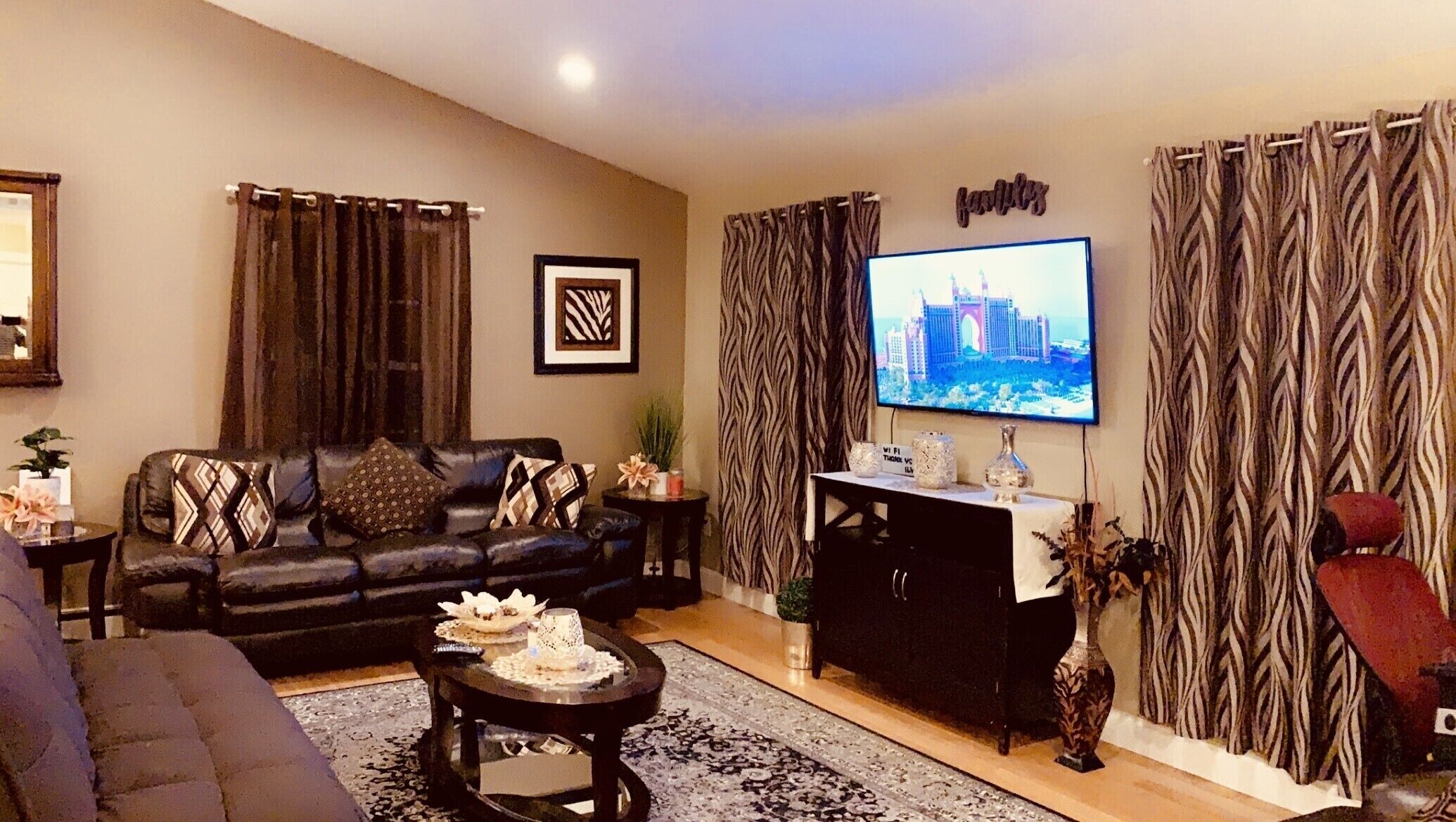 This is a comfortable single house with great private backyard & outside camera 