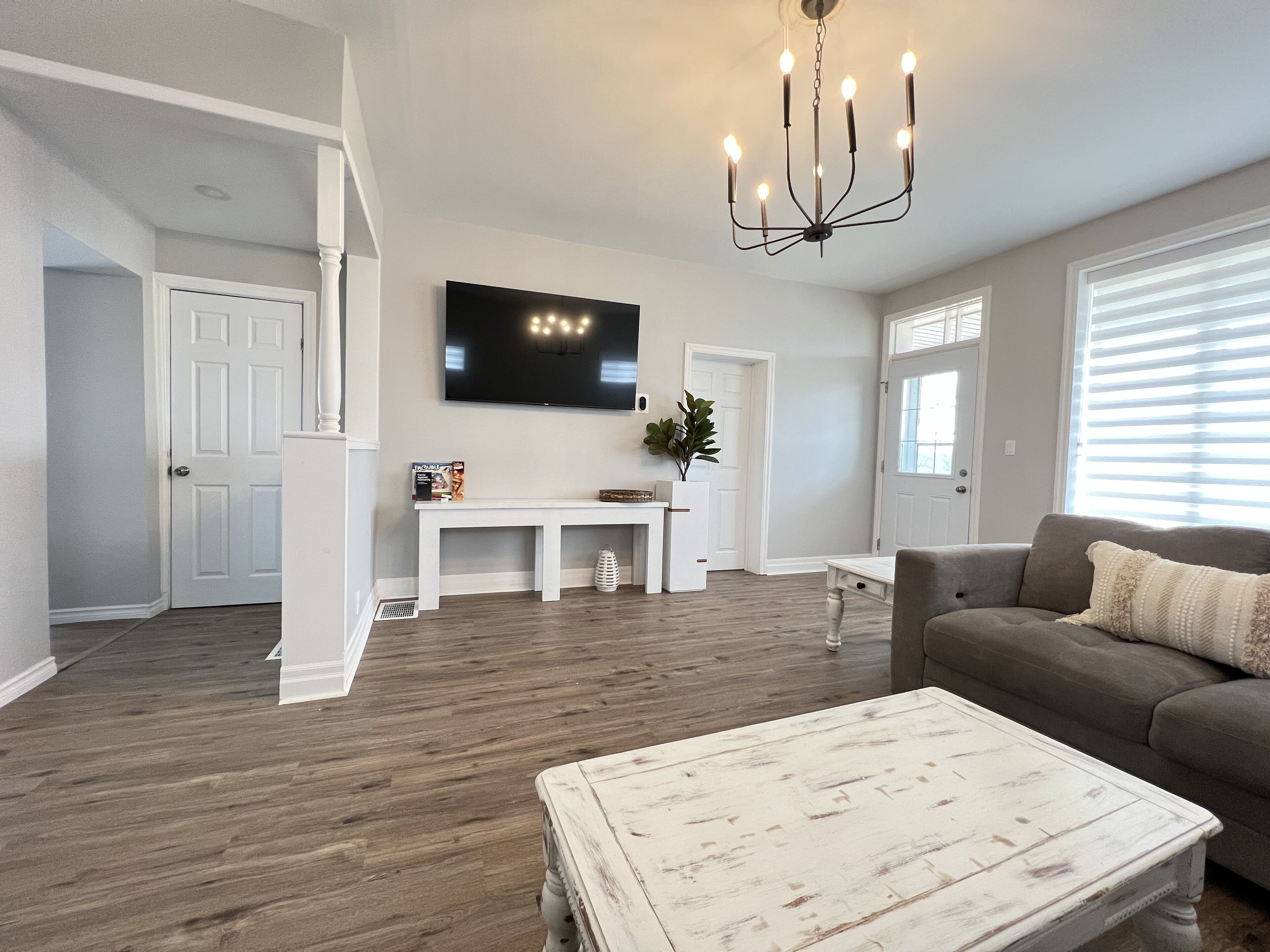 Farmhouse with Swimming pool/ hot tub