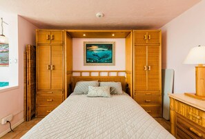 Studio, 1 Queen Bed with Sofa bed - Big Island Kona Magic Sands by Coldwell Banker Island Vacations (Kailua-Kona)