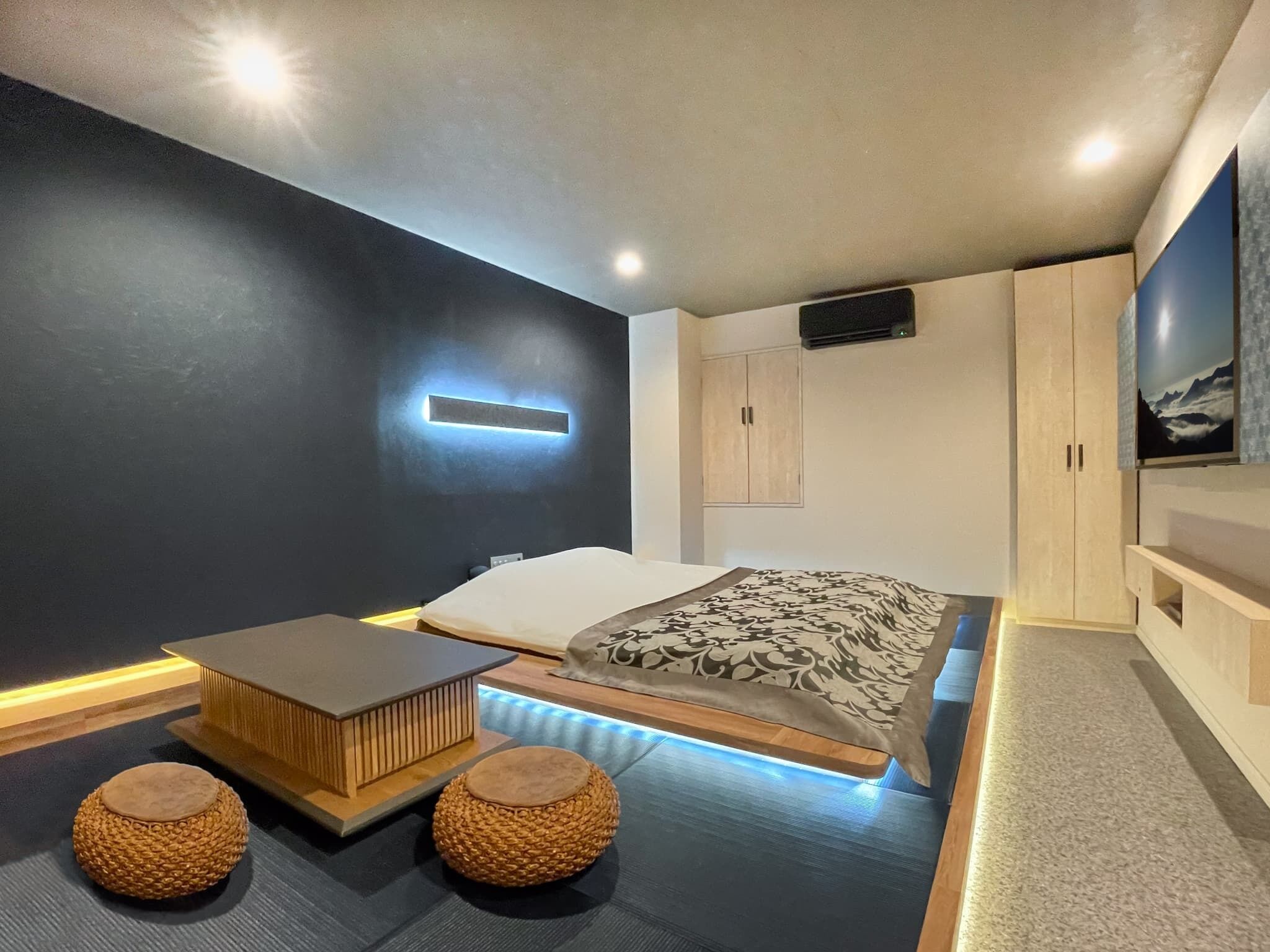 Suíte, para fumantes (ZARA Suite Double) | Wi-Fi de cortesia, roupa de cama
