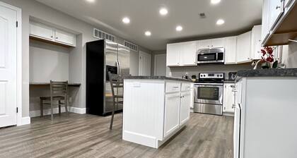Family friendly 7 bedroom 4.5 bath