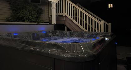 Family friendly 7 bedroom 4.5 bath