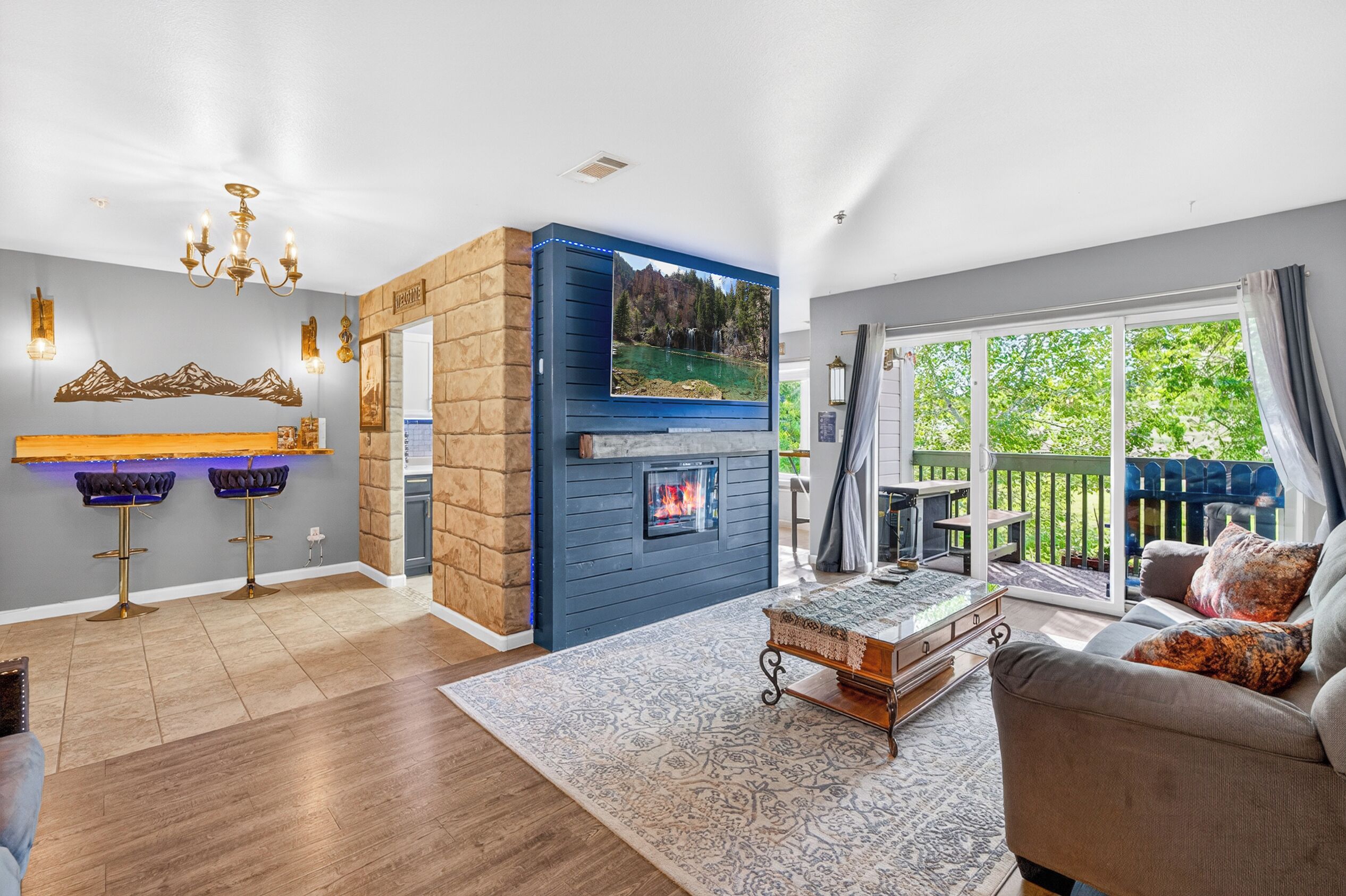 Smart TV, fireplace, books