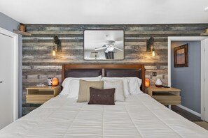 2 chambres, coffres-forts dans les chambres, bureau