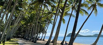 Sweet Creek Cottage, Palm Cove