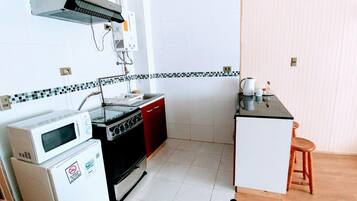 Apartment, 2 Bedrooms, Smoking, Patio | Bahagian dalam