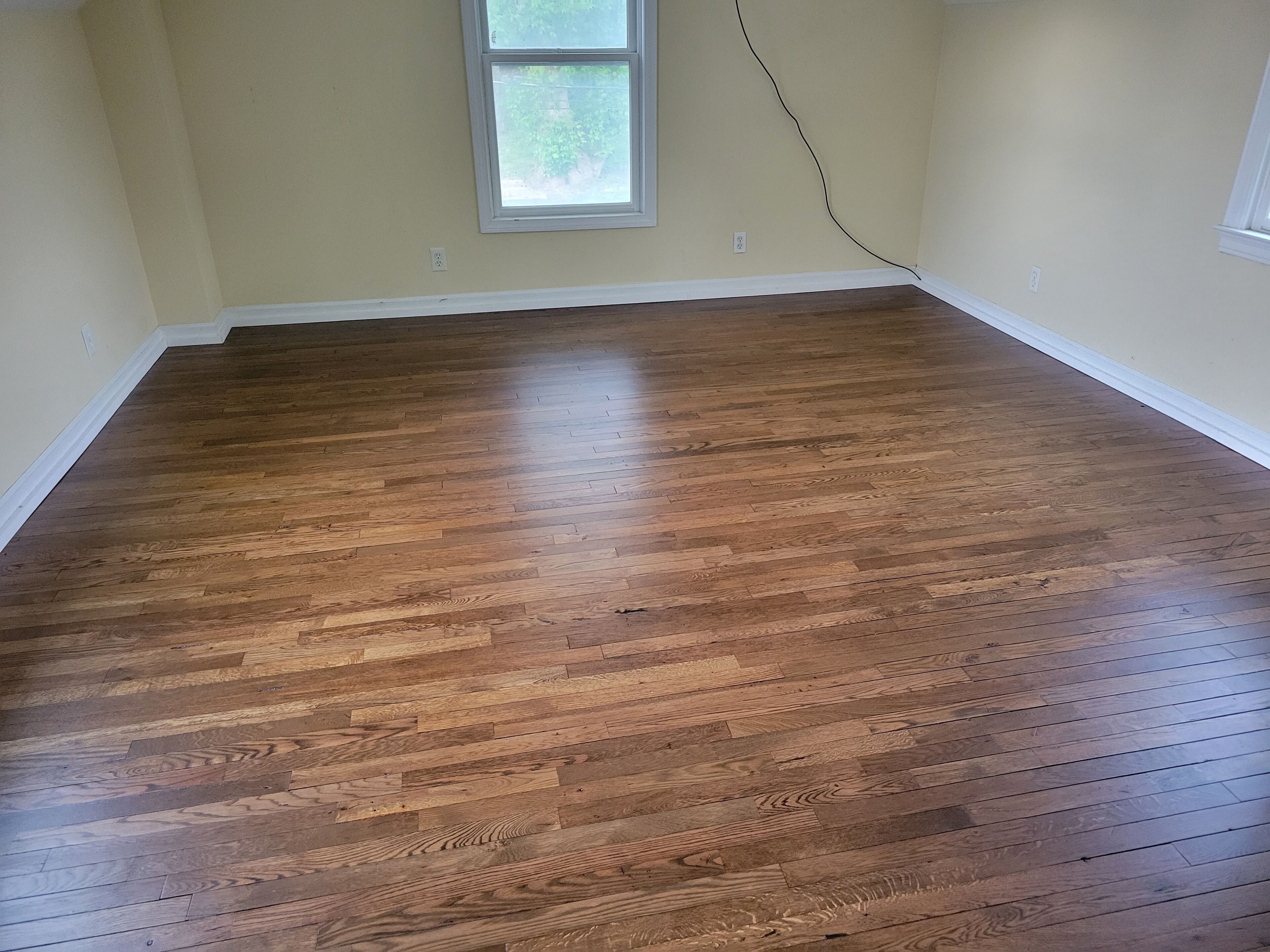 Downtown Milford , great location 