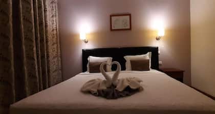Room-beautiful Deluxe Double Room in the
