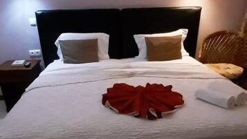 Room, 1 Bedroom, Balcony | 1 bedroom