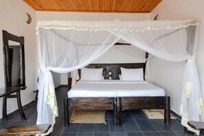 Room, 2 Bedrooms, Terrace, Garden View - Room in Lodge - Rushel Kivu Resort Kayove (Boneza)