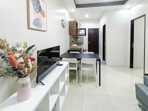Apartment, 2 Bedrooms | Living room - Manzil Anilao B&B 2 bdr apt U4 (Mabini)