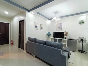 Apartamento, 2 habitaciones | Sala de estar