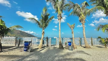 Apartment, 2 Bedrooms | Beach