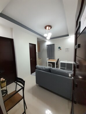 Interior - Manzil Anilao B&B - 1 Bedroom Apartment (Mabini)