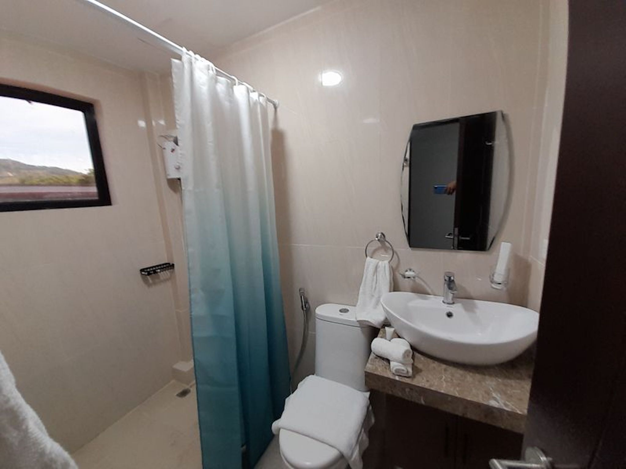 Buồng tắm vòi sen