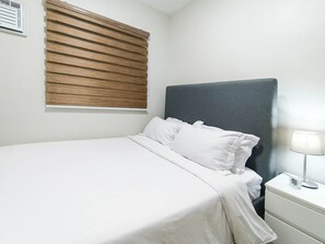 House, 1 Bedroom, Ocean View - Manzil Anilao Cosy 1 Bedroom Apt U7 (Mabini)