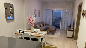 Unclassified image, 5 of 13, button - Astonishing Brand New Fully Furnished 1bhk Apartment With Amazing View Balcony (Dubai)