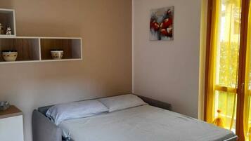 Apartamento, 1 habitación, fumadores, vistas al jardín | 2 dormitorios