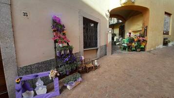 Apartment, 1 Bedroom, Smoking, Garden View | Exterior